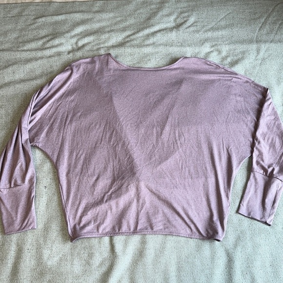 NWOT  RW&CO Long Sleeve w/ Open Back - Picture 1 of 5